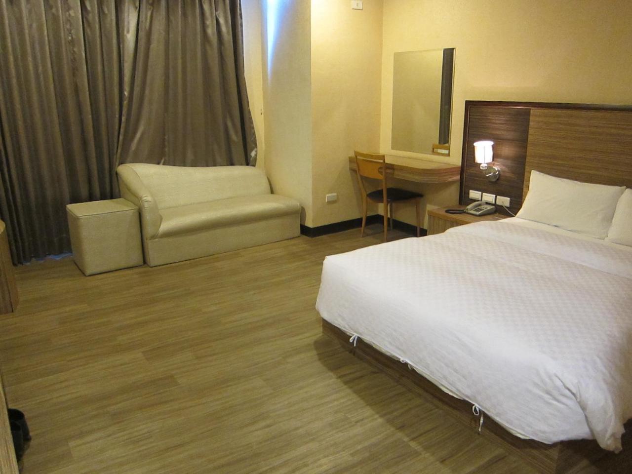 Da Chien Hotel Гаосюн Экстерьер фото