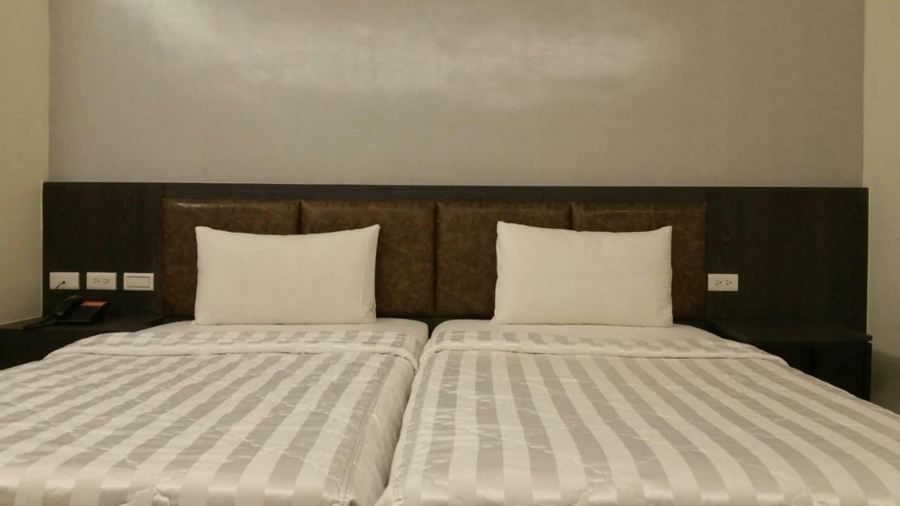 Da Chien Hotel Гаосюн Экстерьер фото